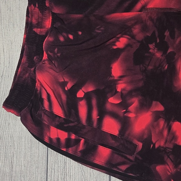 Lululemon Men's Pace Breaker Shorts Black/Pink Size XL - Picture 3 of 10